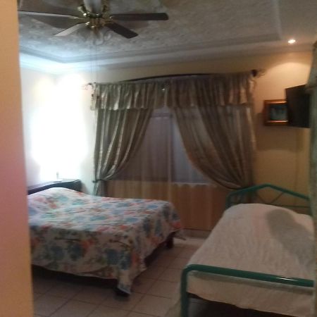 Alexander B&B Alajuela Ngoại thất bức ảnh